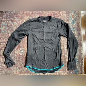 Women’s Medium Oros Apparel Solarcare Baselayer long sleeve gray and blue padded